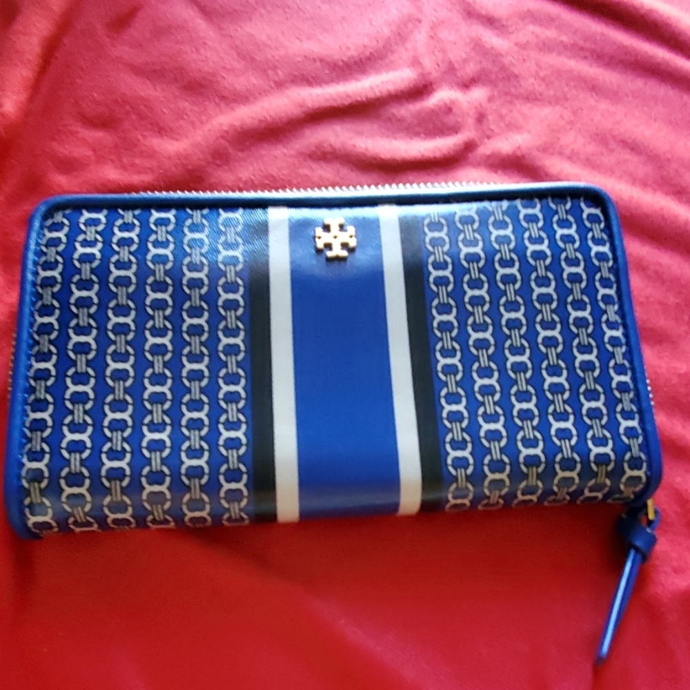Tory Burch Wallet